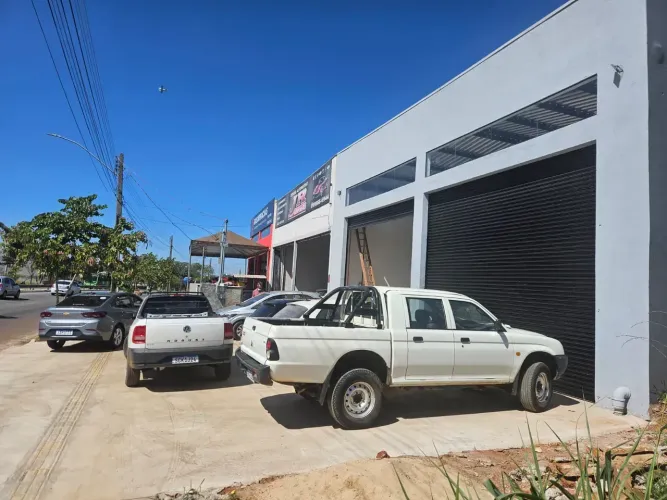 Galpão para aluguel com 300 m2 na Avenida Goiás Norte no Residencial Humaitá - Goiânia - G