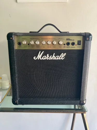 AMPLIFICADOR MARSHALL MG 15CDR