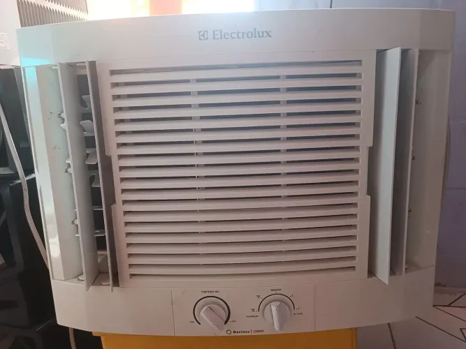 Ar condicionado Eletrolux 10 mil BTUs