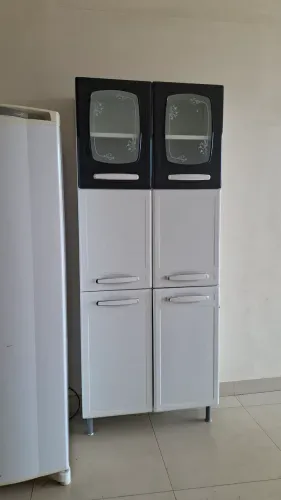 Paneleiro 6 portas Bertolini (com pequenas marcas de uso)