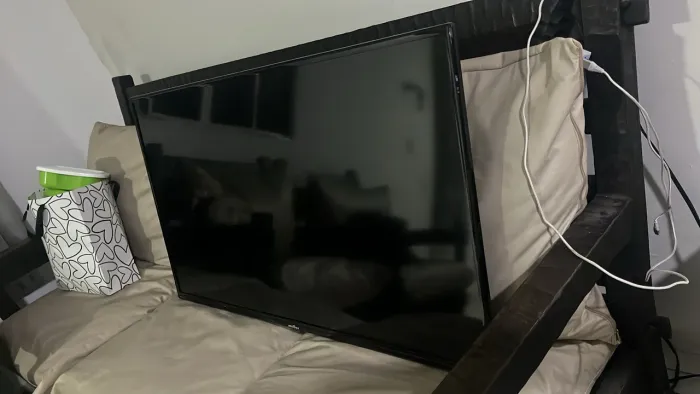 Tv Britânia smart 43