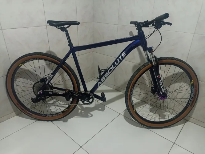 Absolute Nero Boost Nova com nota fiscal, 12V, tamanho 19, aro 29.