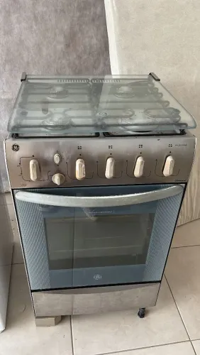 Fogão GE Classical - 4 bocas com forno a gás 