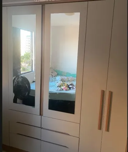Guarda roupa
