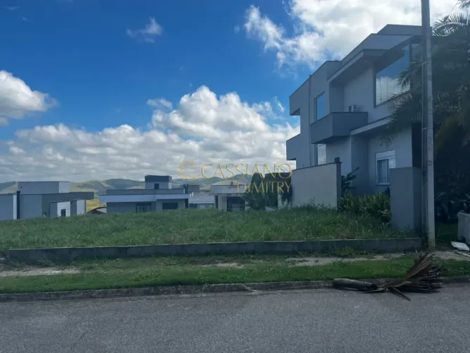 Terreno à venda de 450m² | Conomínio Jaguary - Urbanova | São José dos Campos |