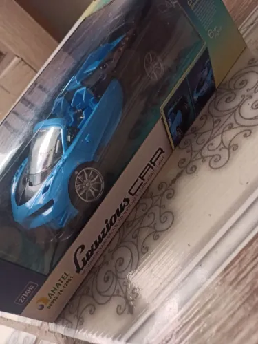 Carrinho de controle remoto Bugati