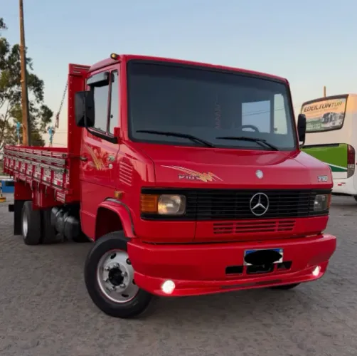 MERCEDES-BENS 710 PLUS 2007/2008 PARCELADA
