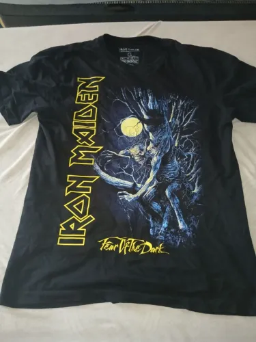 Blusa Preta do Iron Maiden Tamanho G "Fear Of The Dark" Original do Consulado Do Rock
