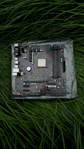 Vendo kit placa-mãe + processador ryzen. ler a descrição