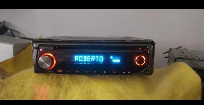 Kenwood kdc 6078( NÃO TEM USB NEM BLUETOOTH)