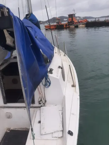 VELEIRO MONOCASCO RIO 20, bom estado, navegando
