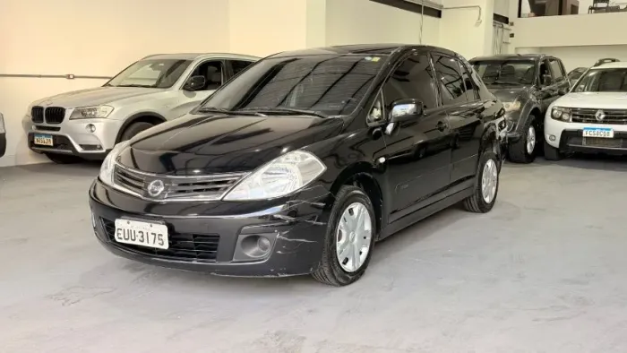Nissan Tiida Sedan 1.8 16V Flex Fuel 4P 2012