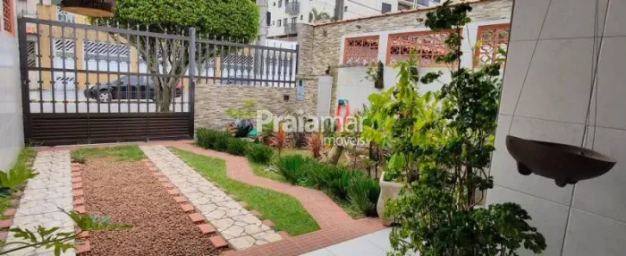 CASA TÉRREA 2 DORMITÓRIOS, 2 VAGAS, COM EDICULA NOS FUNDOS DE 02 DORM| PROX PRAIA VILA TUP