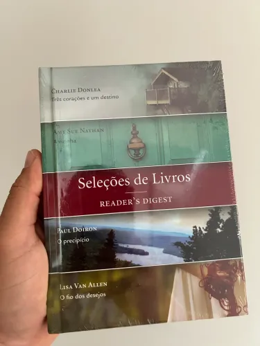 Livro Seleções de Livros Reader?s Digest - 4 Romances em 1 (LACRADO)