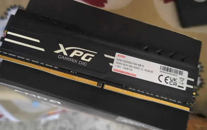 2 Pente de Memória RAM 8 GB DDR4