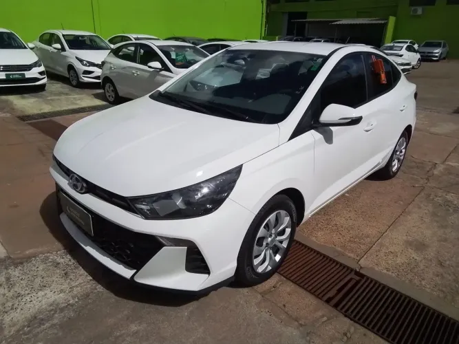 Hyundai HB20S Comfort Plus 1.0 TB Flex 12V Mec. 2025