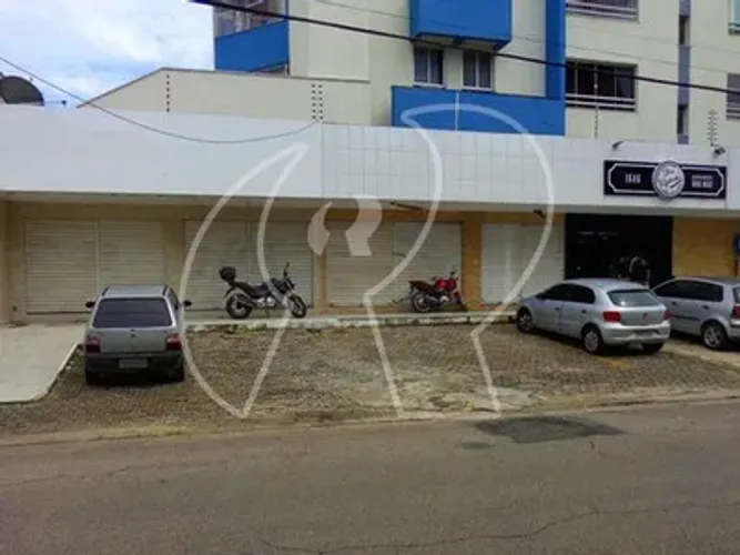 Excelente localização na Frei Mansueto, próximo a avenida santos dumont, loja com 80m², té