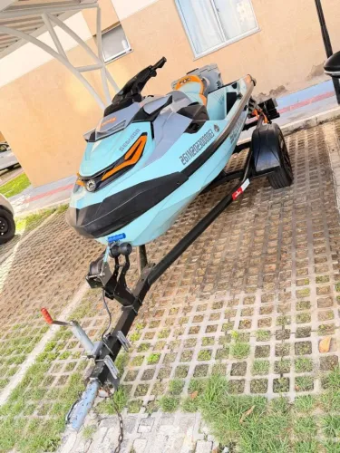 Sea-Doo Wake Pro 230