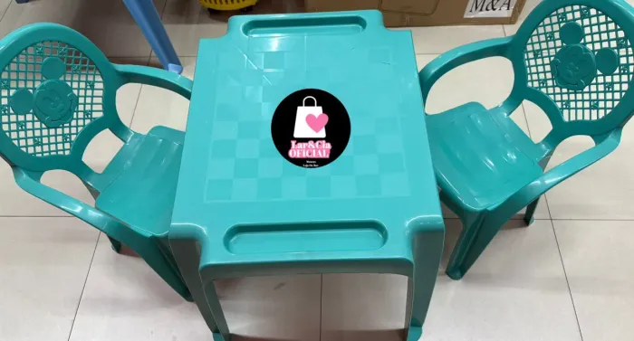 Mesa para crianças 