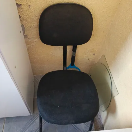 Cadeira de escrivania ou escritotio