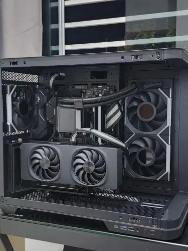 Placa de vídeo Intel Arc B580 12 GB