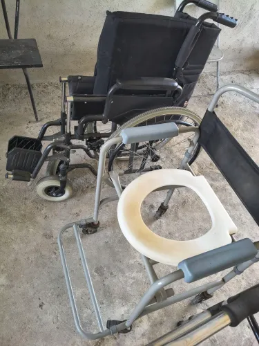Cadeira de rodas, Cadeira de banho e Andador para idosos