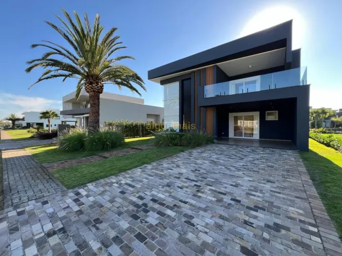 Casa em Condomínio Mobiliada em Capão da Canoa - Condomínio Capao Ilhas Resort - Venda REF