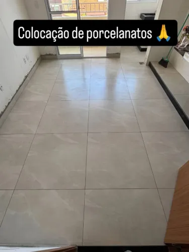 Pedreiro e Azulejista disponível para amanhã. ZAP *
