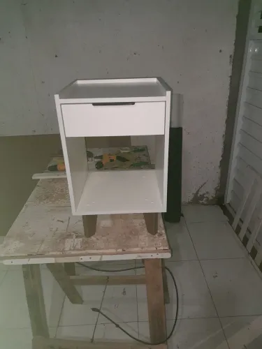 Criado mudo 