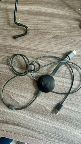 Google Chromecast com cabo USB ? R$ 150