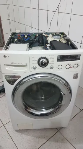 Lava e seca lg 12kg ,tem que trocar a placa 