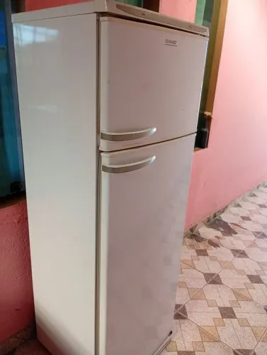 Geladeira Dako 