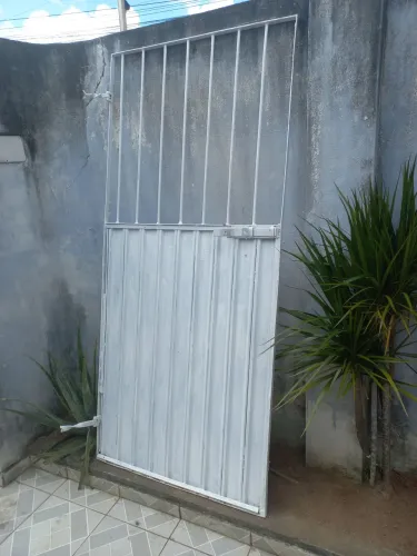 Á VENDA PORTÃO 90 CM DE LARGURA X 2,10 DE ALTURA