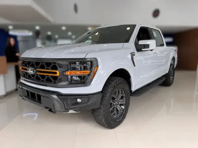Ford F-150 Tremor 4X4 5.0 V8 2025
