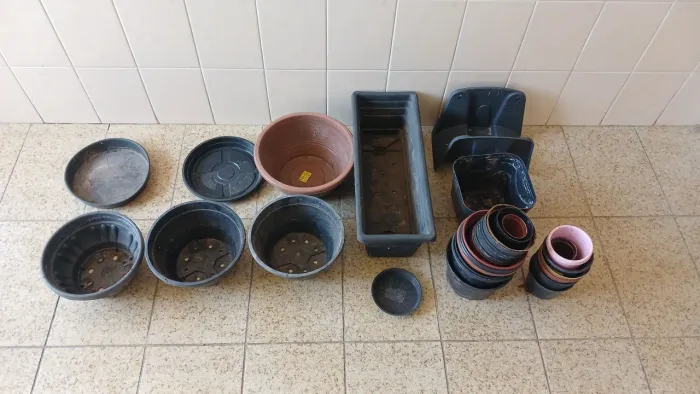 DOAÇÃO! Vasos plasticos diversos para plantas