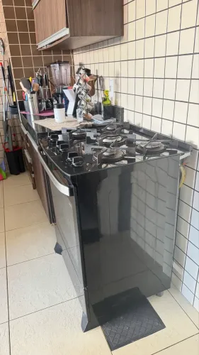 Vendo Fogão Electrolux 5 bocas , muito Novo