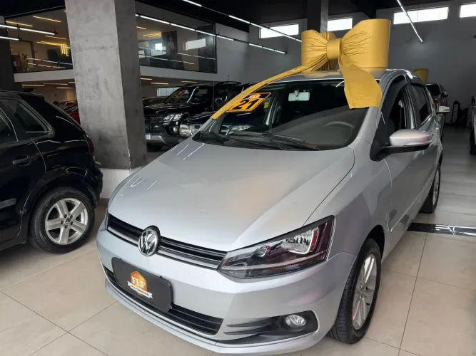 Volkswagen Fox 1.6 MI I Motion Total Flex 8V 5P 2021
