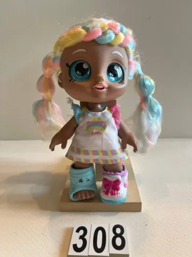 KINDI KIDS Marsha Mello Dress Up Magic