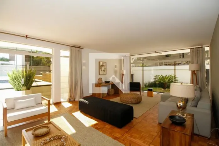 Casa à Venda - Vila Madalena, 4 Quartos, 1300 m2