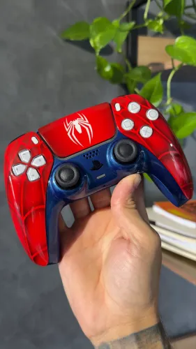 DualSense Exclusivo ps5 Spider Man personalizado pintura automotiva DualSense