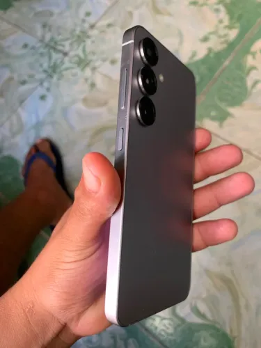 Vendo Samsung Galaxy S25 ou faço rolo com iPhone 13 Pro Max pra cima!