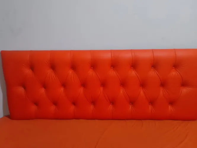 Cabeceira painel capitone qeeun 1.60x60 jade Suede vermelho