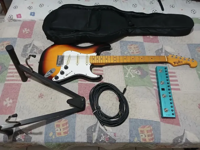 Guitarra tagima tg 530