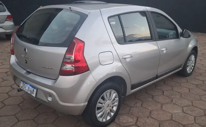 Renault Sandero Privilège Hi-flex 1.6 16V 5P AUT 2012