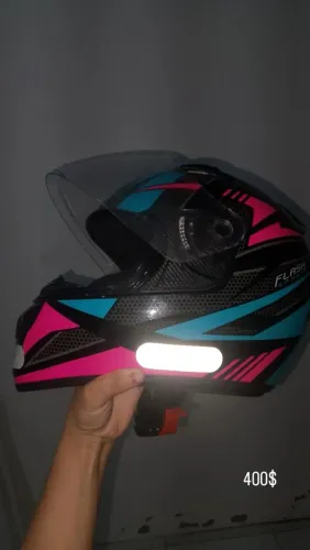 Capacete