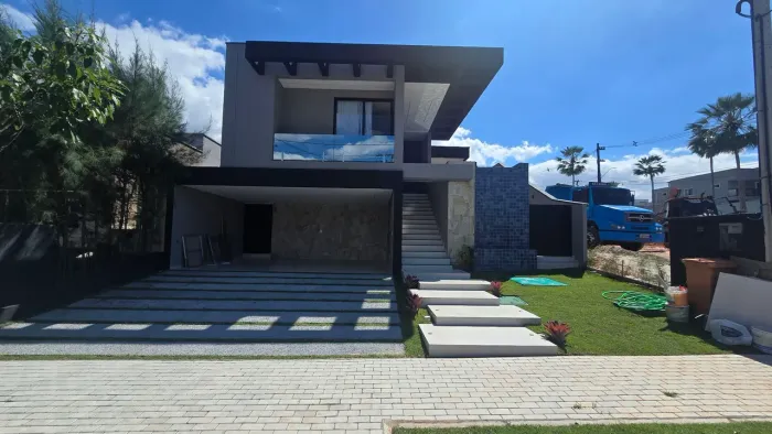 Primeira locação, casa disponível pra aluguel e venda na cidade alpha Ceará, terras