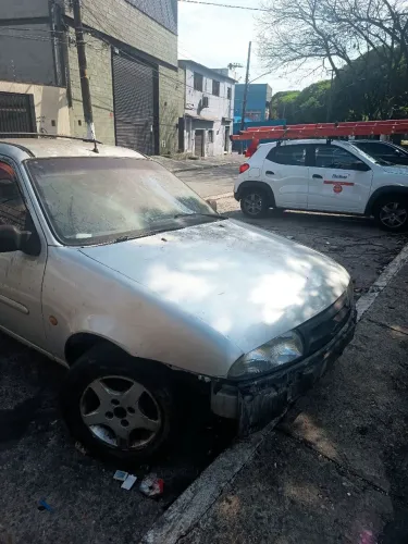 Ford Courier 1.3i/furgão 1998