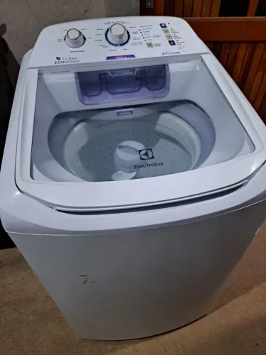 Máquina de lavar Eletrolux 10,5kg