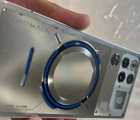 REDMAGIC 11 Pro