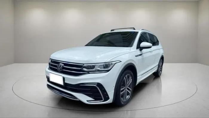 Volkswagen Tiguan Allspac R-line 300 TSI 2.0 2024